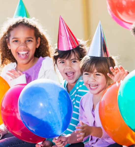 Cocktail bar for children's birthdays with non-alcoholic cocktails